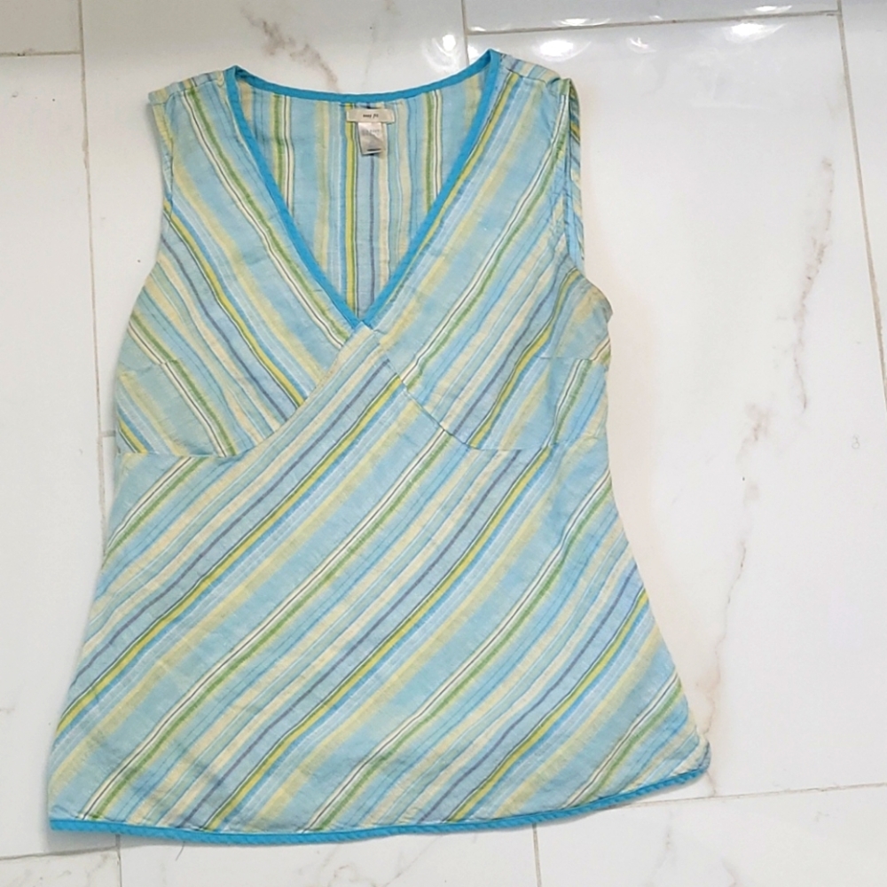 Sleeveless Dress shirt
